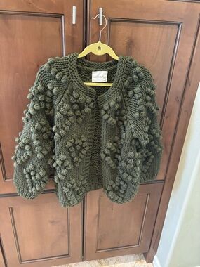Cardigan with Pom Pom’s xl new